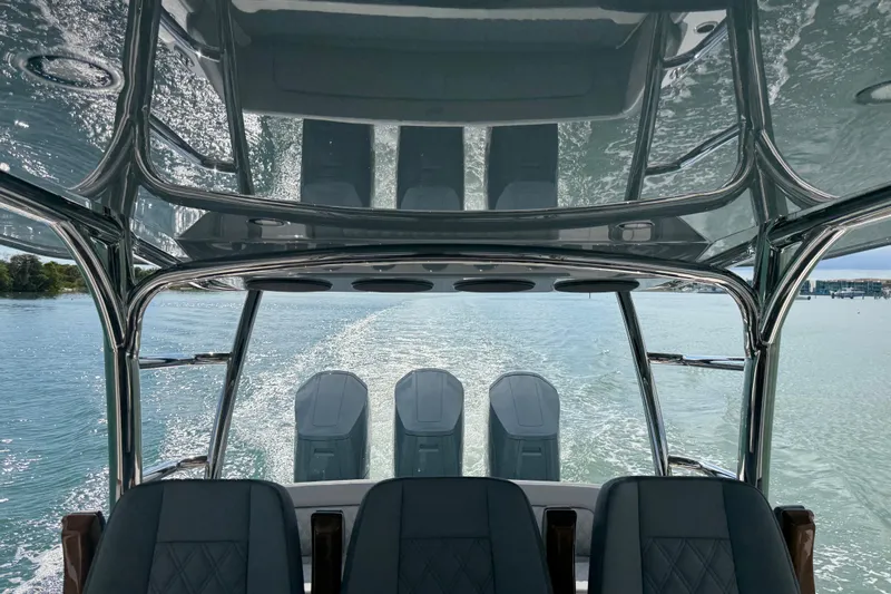  Yacht Photos Pics 2026 Mag Bay 43 CC boat with powerful engines cruising on open water.