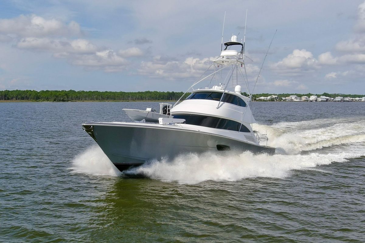 2016 Viking 92 