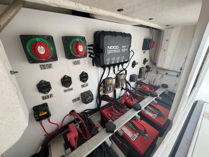  Yacht Photos Pics Electrical system of a 2011 Everglades 320 Center Console boat with battery setup.