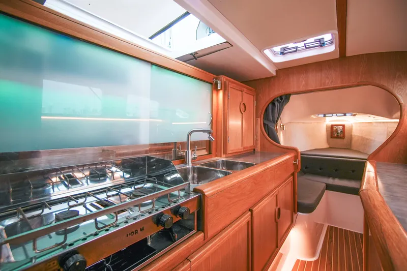 Nine Lives Yacht Photos Pics 