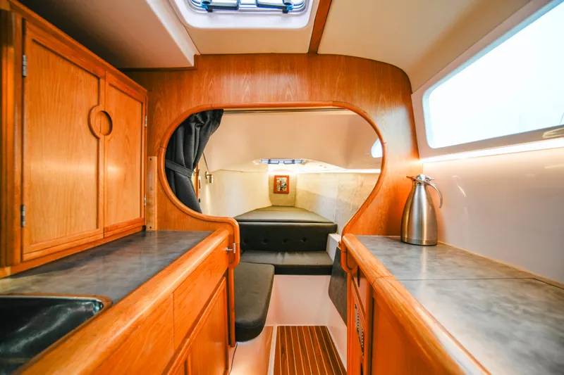 Nine Lives Yacht Photos Pics 