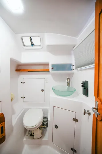 Nine Lives Yacht Photos Pics 