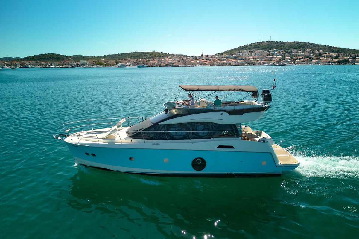 2014 Beneteau 49 