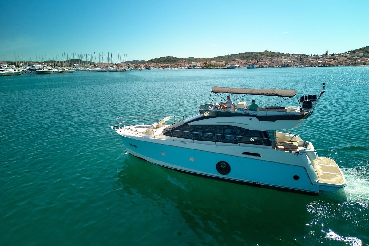 2014 Beneteau 49 