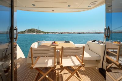 Yacht