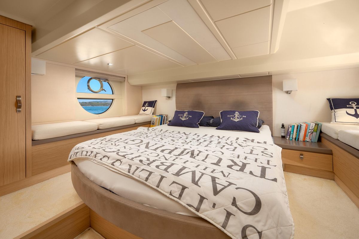 2014 Beneteau 49 