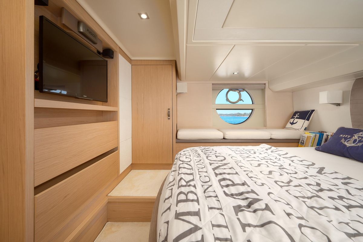 2014 Beneteau 49 