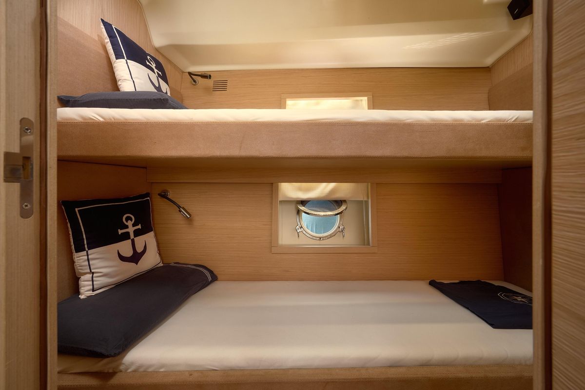2014 Beneteau 49 