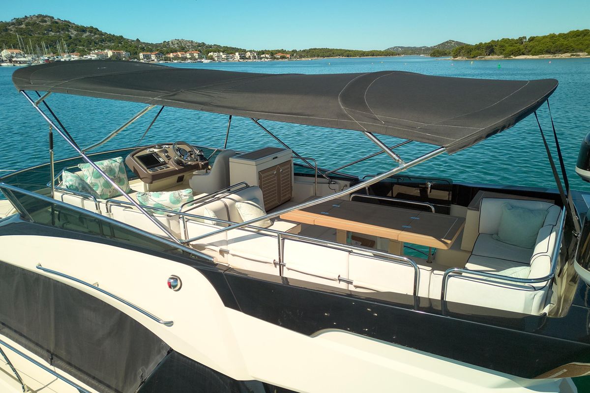 2014 Beneteau 49 