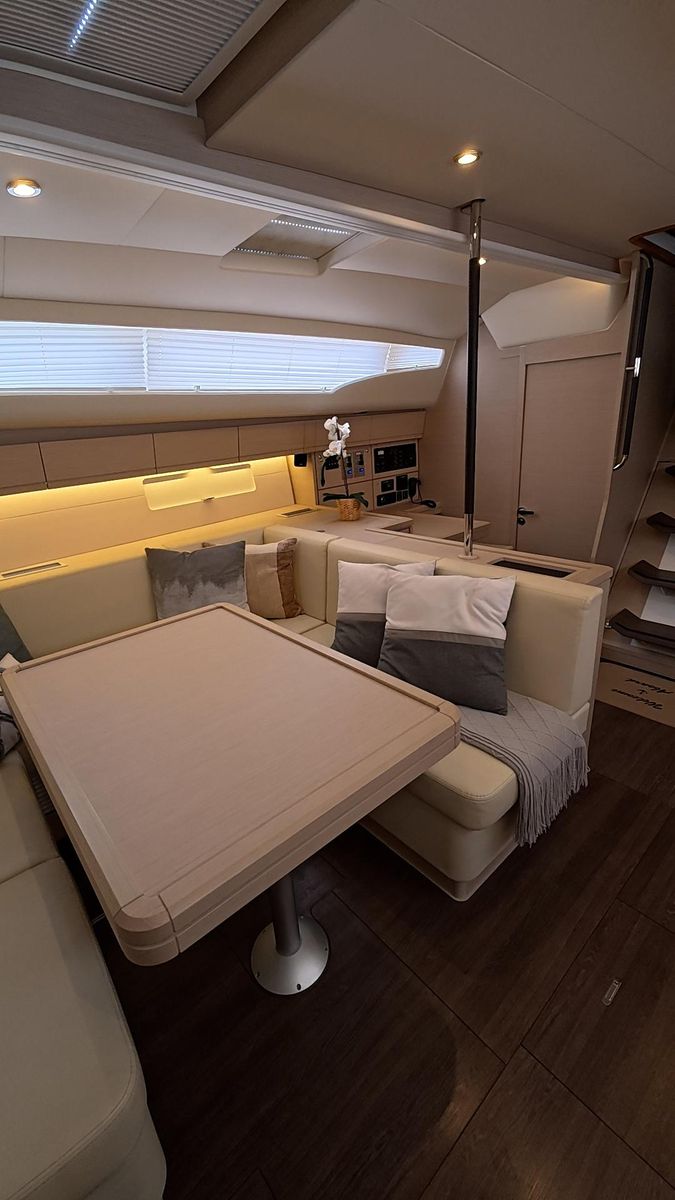 2021 Jeanneau 53 