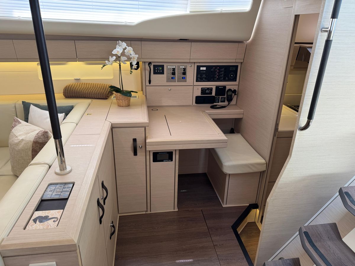 2021 Jeanneau 53 