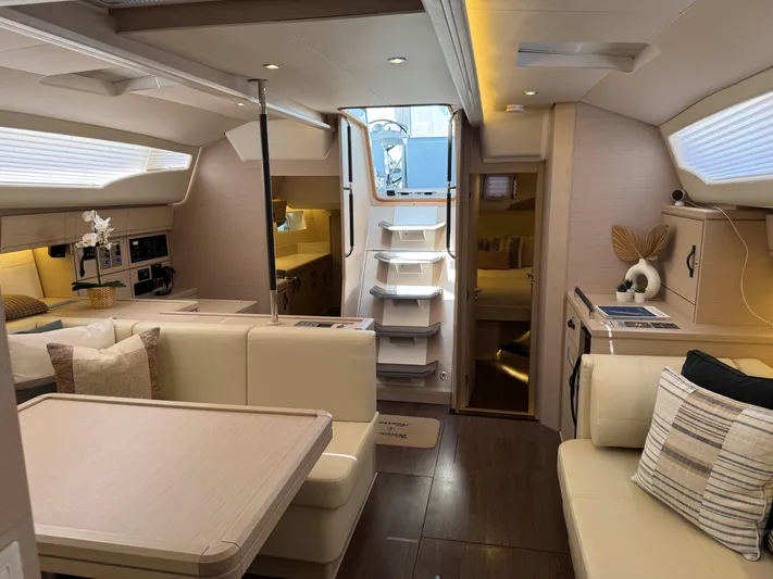 Genesis Yacht Photos Pics 