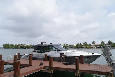 Cruisers Yachts 45 Cantius