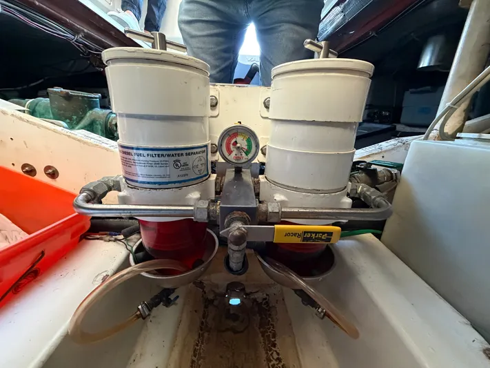 Ticklish Yacht Photos Pics Diesel fuel filter in True North 38 Heritage boat, year 2002.