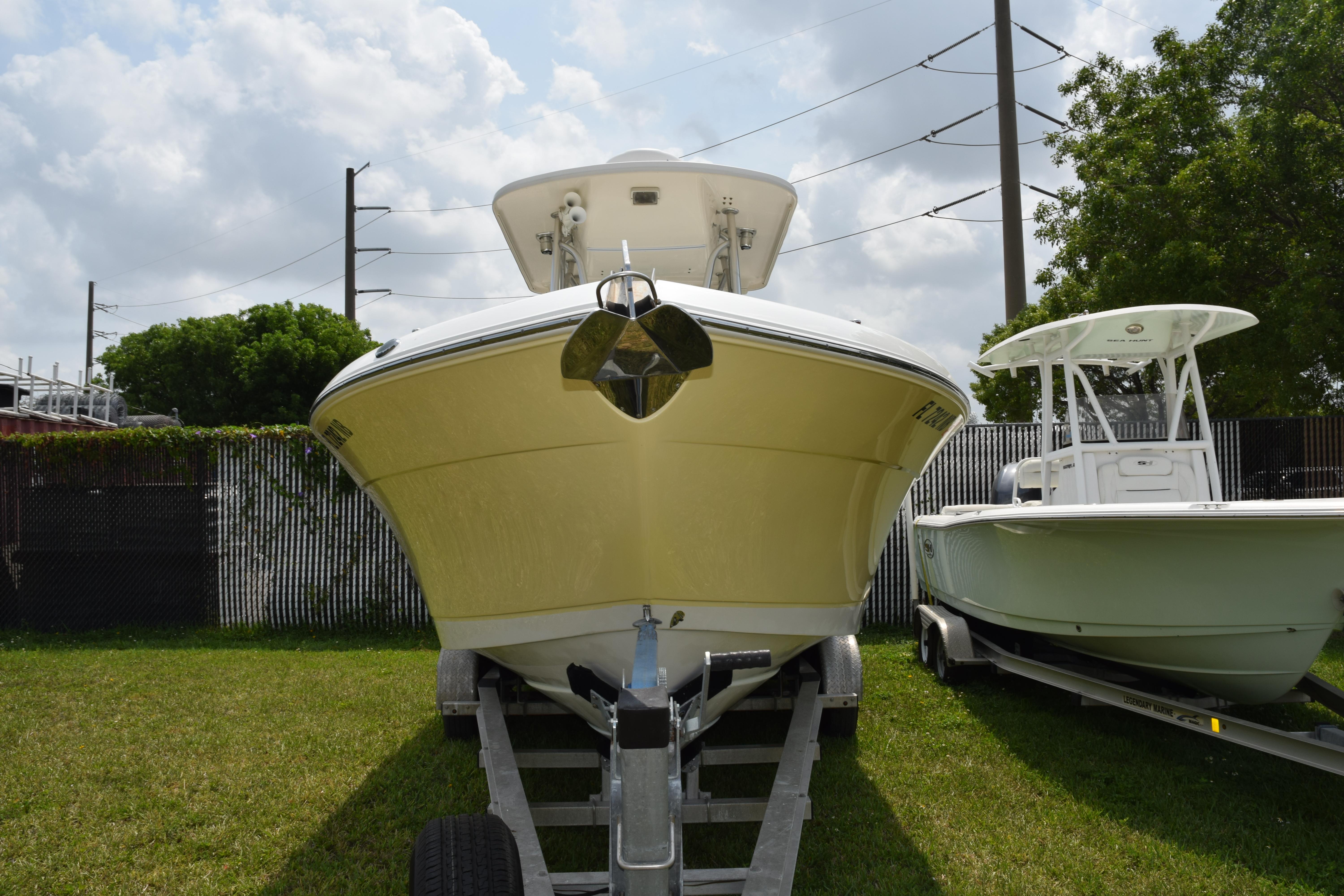 2006 Robalo R260 Center Console Center Console for sale - YachtWorld