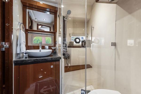 2015 Sea Ray 51 