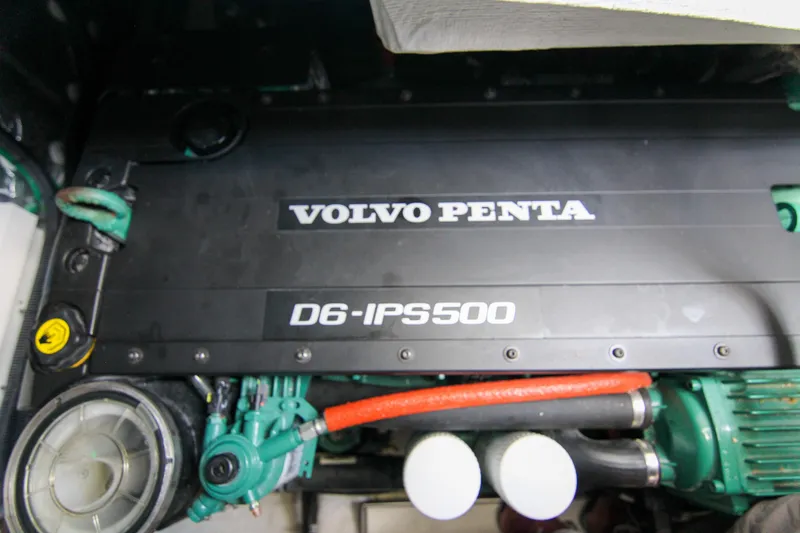  Yacht Photos Pics Volvo Penta D6-IPS500 engine in 2021 Galeon 425 HTS yacht.
