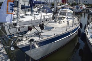 1988 Hallberg-Rassy 352