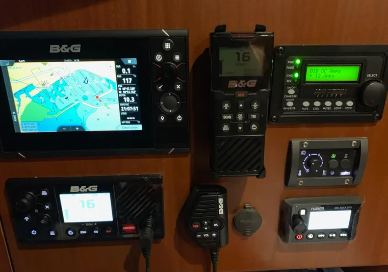 Oasis Yacht Photos Pics Navigation and communication equipment on a 2004 Beneteau Oceanis 393 yacht.