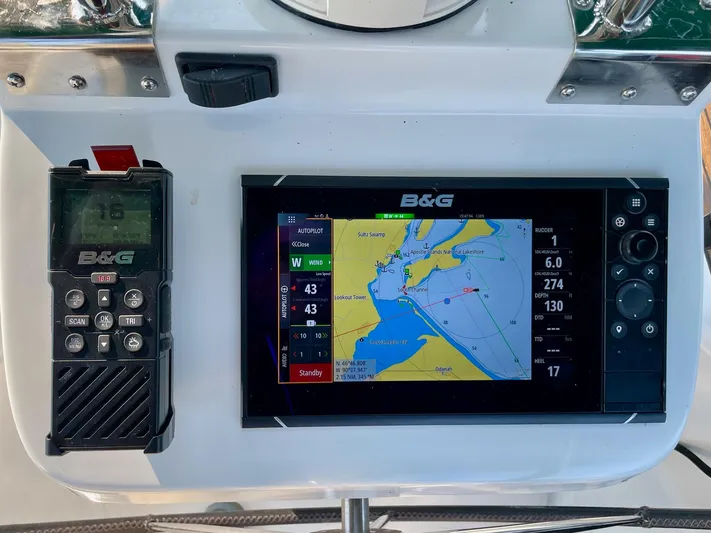 Oasis Yacht Photos Pics B&G navigation system on 2004 Beneteau Oceanis 393 sailboat dashboard.