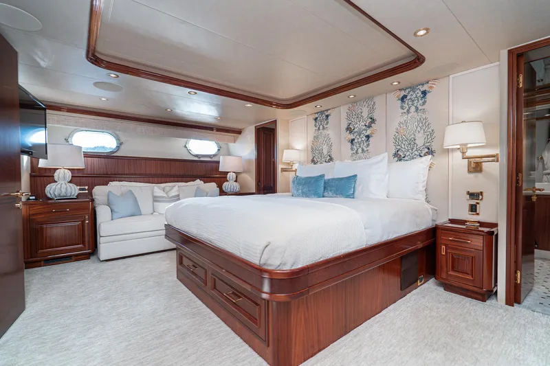 Nauti N Nice Yacht Photos Pics 