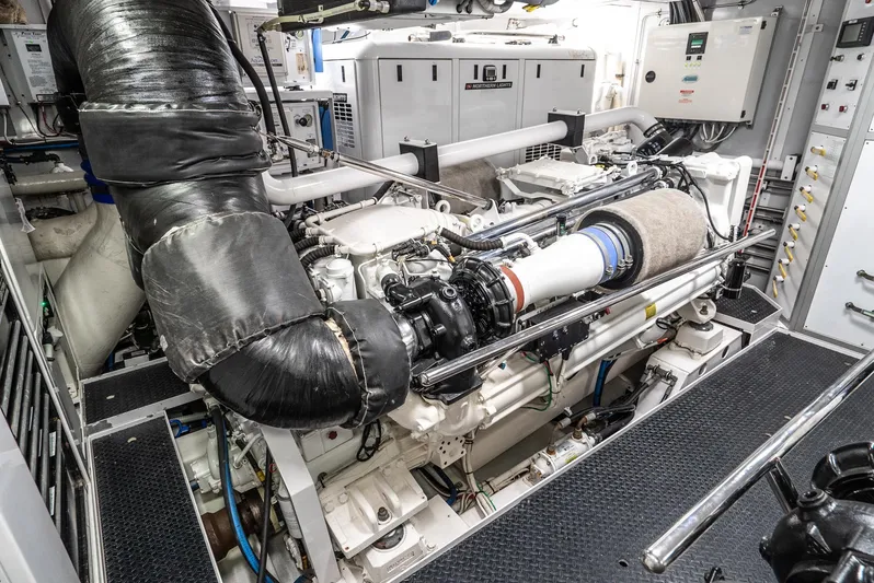 Nauti N Nice Yacht Photos Pics 