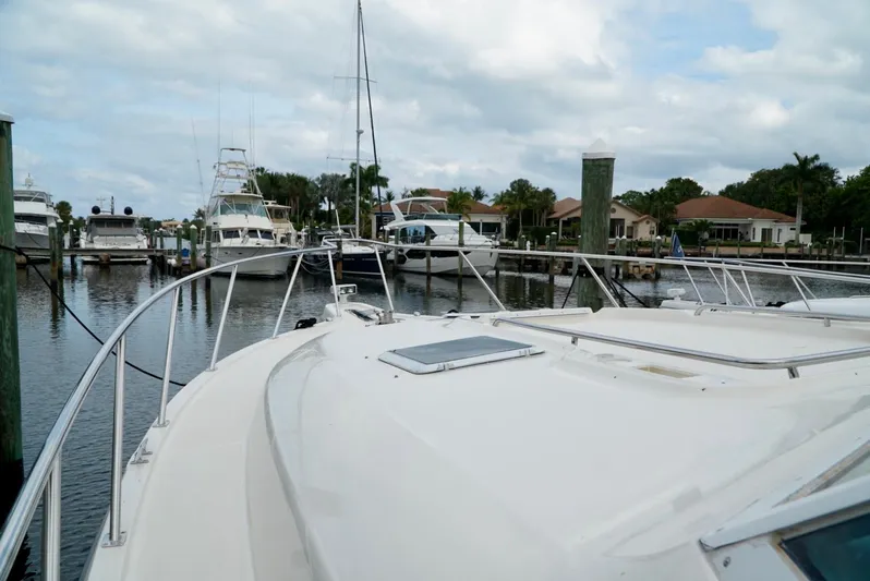 Survey Cruise Yacht Photos Pics 