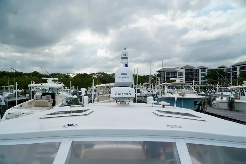 Survey Cruise Yacht Photos Pics 