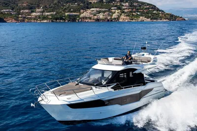 2020 Galeon 400 Fly
