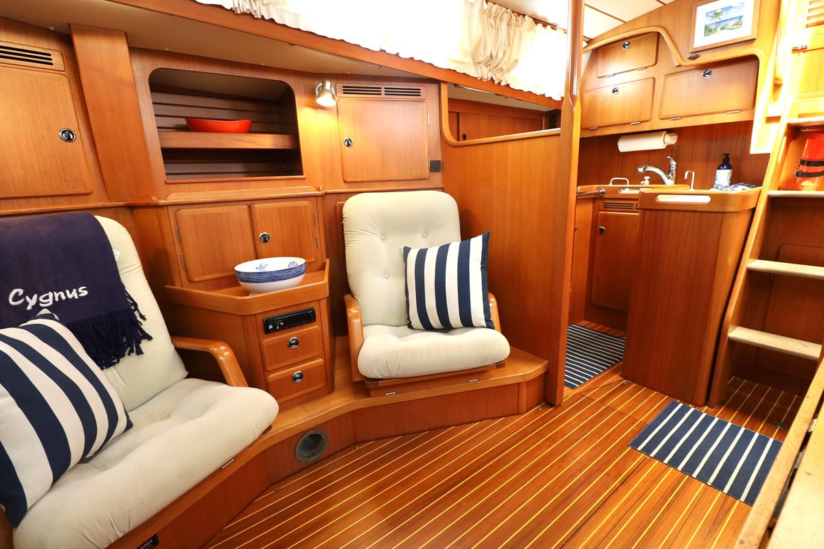2000 Hallberg-Rassy 46 