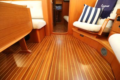 Yacht