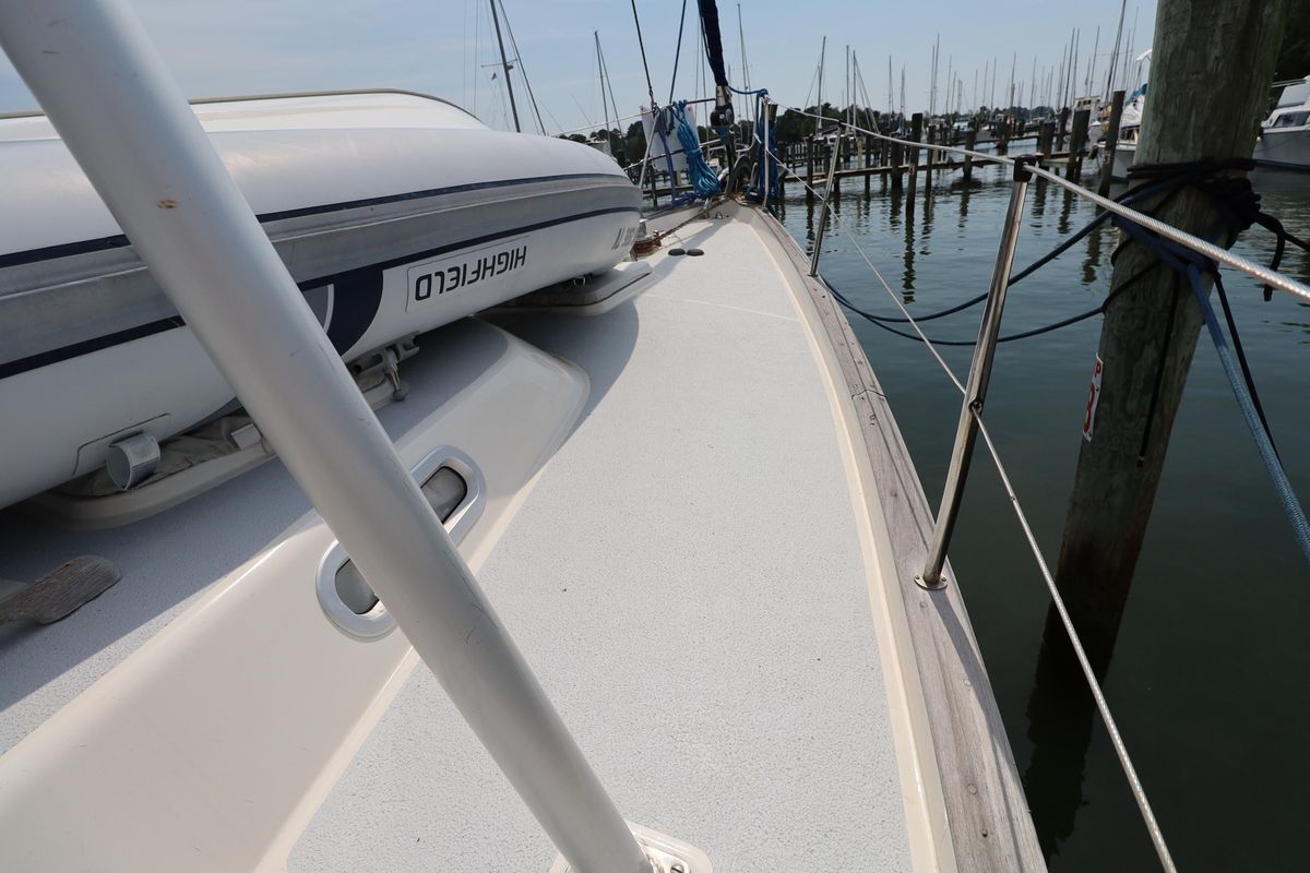 2000 Hallberg-Rassy 46 