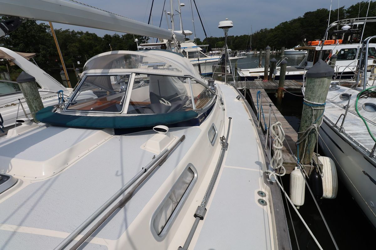 2000 Hallberg-Rassy 46 