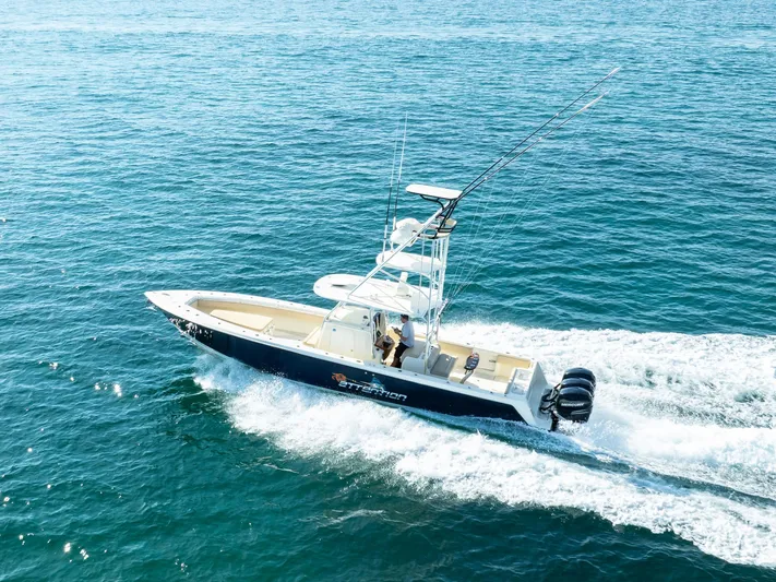 Full Attention Yacht Photos Pics 