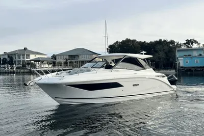 Sea Ray Sundancer 320 Outboard