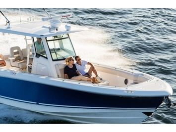 Boston Whaler 330 Outrage