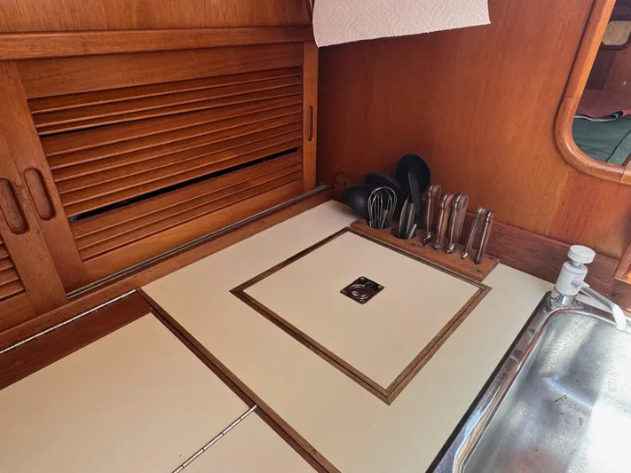 Mirage Yacht Photos Pics 