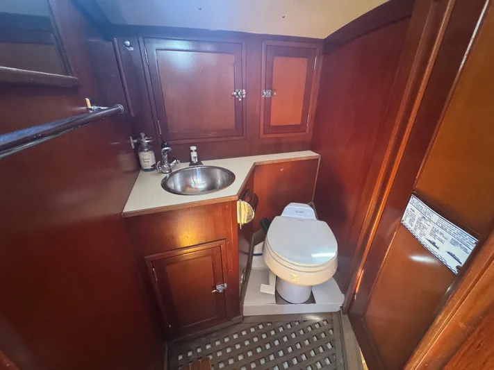 Mirage Yacht Photos Pics 