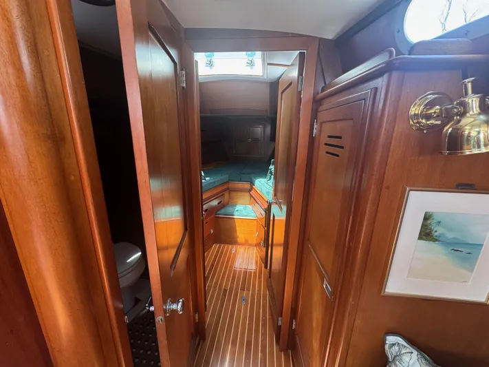 Mirage Yacht Photos Pics 