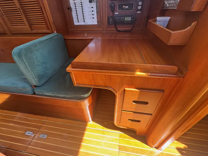 Mirage Yacht Photos Pics 