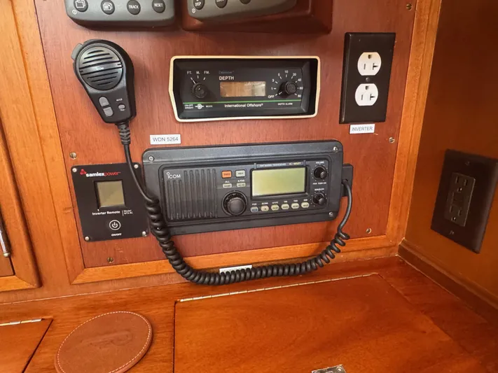 Mirage Yacht Photos Pics 