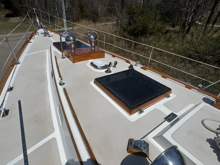 Mirage Yacht Photos Pics 