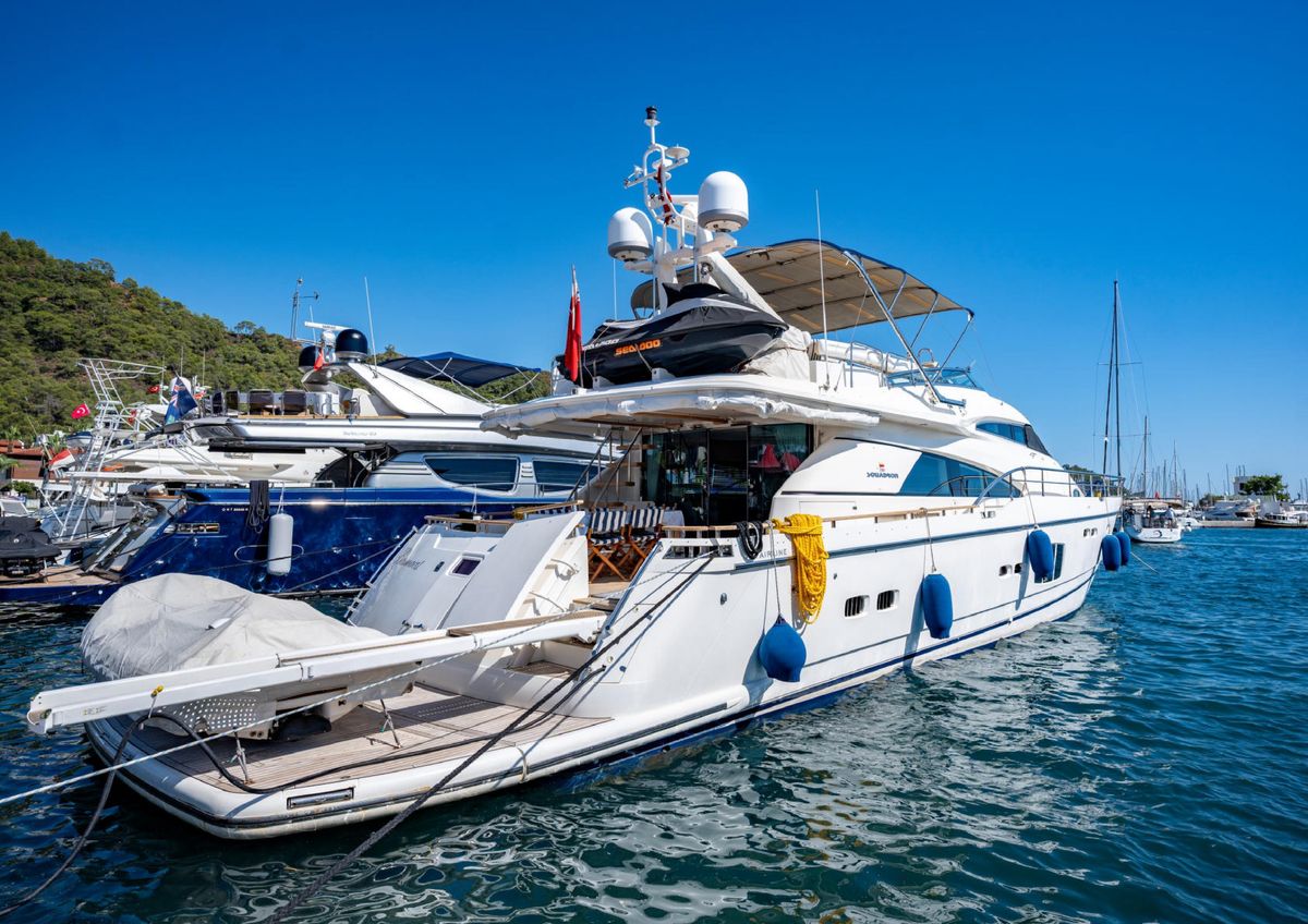 2010 Fairline 79 
