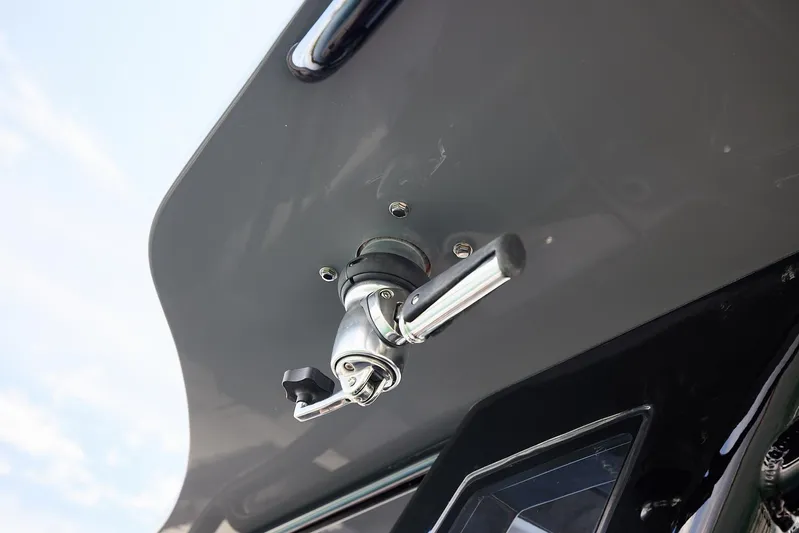  Yacht Photos Pics Close-up of a 2025 Midnight Express 43' Open boat's control lever.