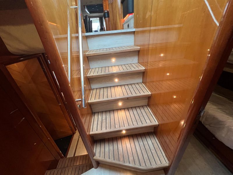 2006 Sunseeker 82 Yacht
