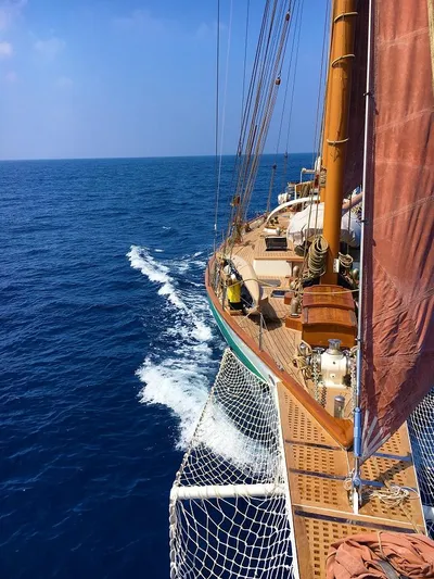 Dallingho Yacht Photos Pics 