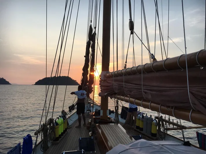 Dallingho Yacht Photos Pics 