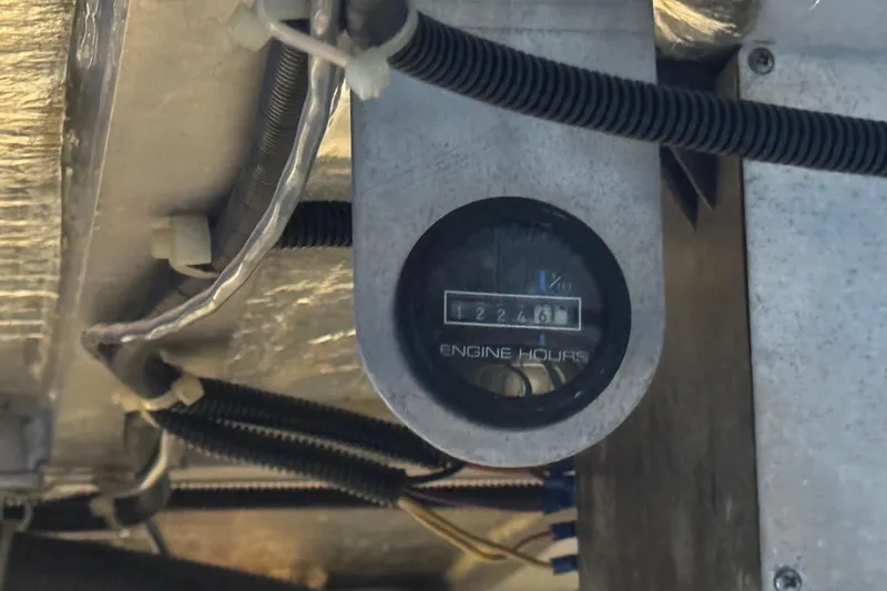 Once Around II Yacht Photos Pics Engine hour meter showing 1224.61 hours on 1998 Carver 530 Voyager Pilothouse.