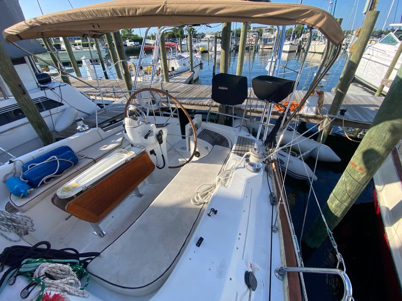 2005 Beneteau 423