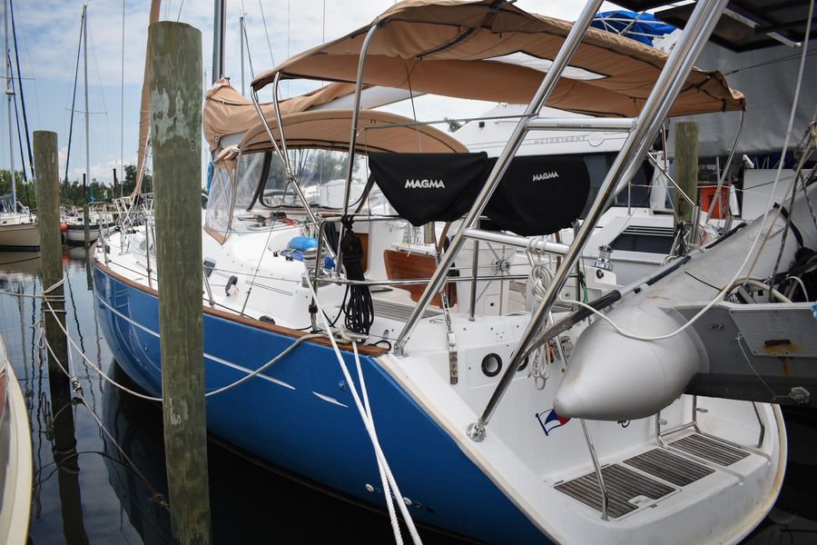 2005 Beneteau 423